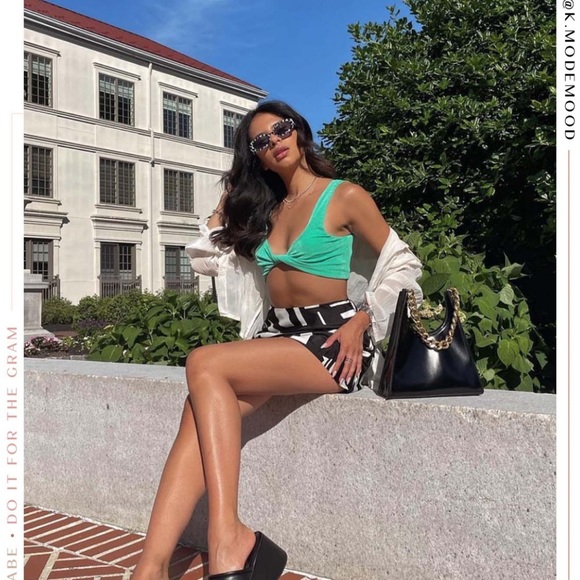 Emani Top - Picture 10 of 10